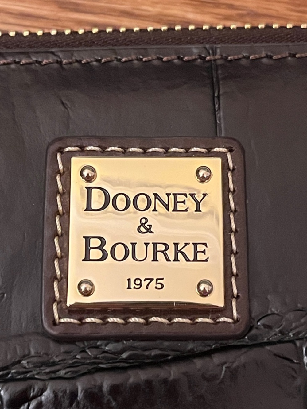 Dooney & Bourke Black Croc-Embossed Zip Wallet Brown - Picture 9 of 13